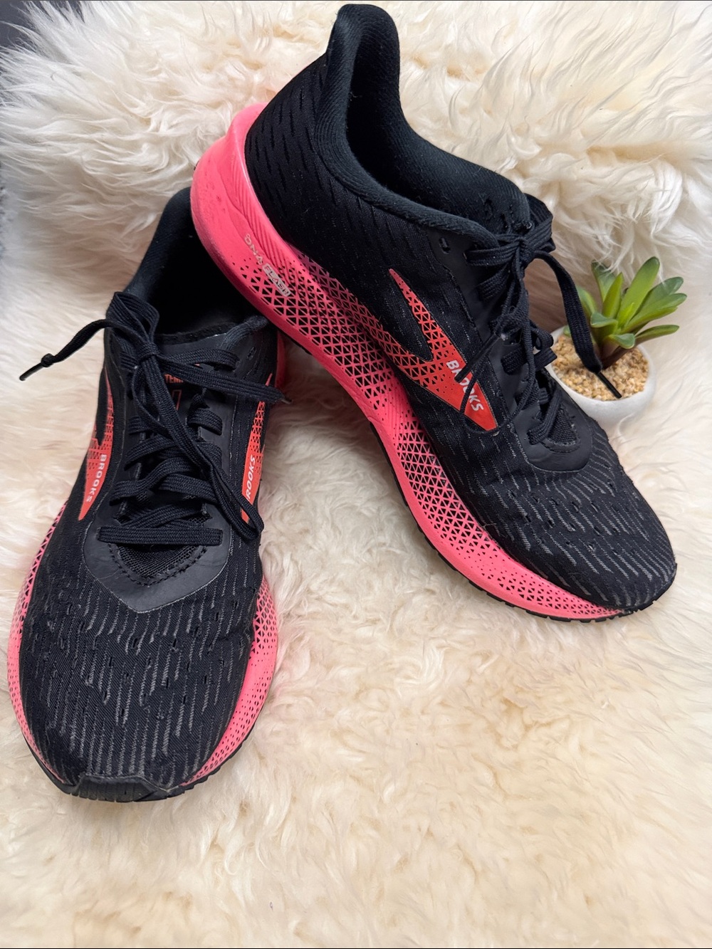 Brooks Hyperion Tempo 8.5M SNEAKERS DNA Flash EUC